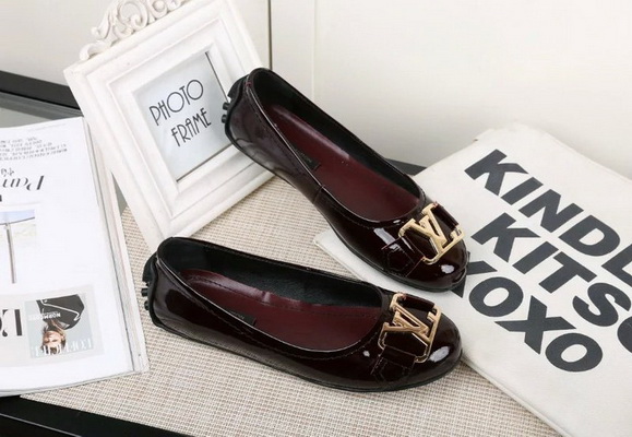 LV Shallow mouth flat shoes Women--030